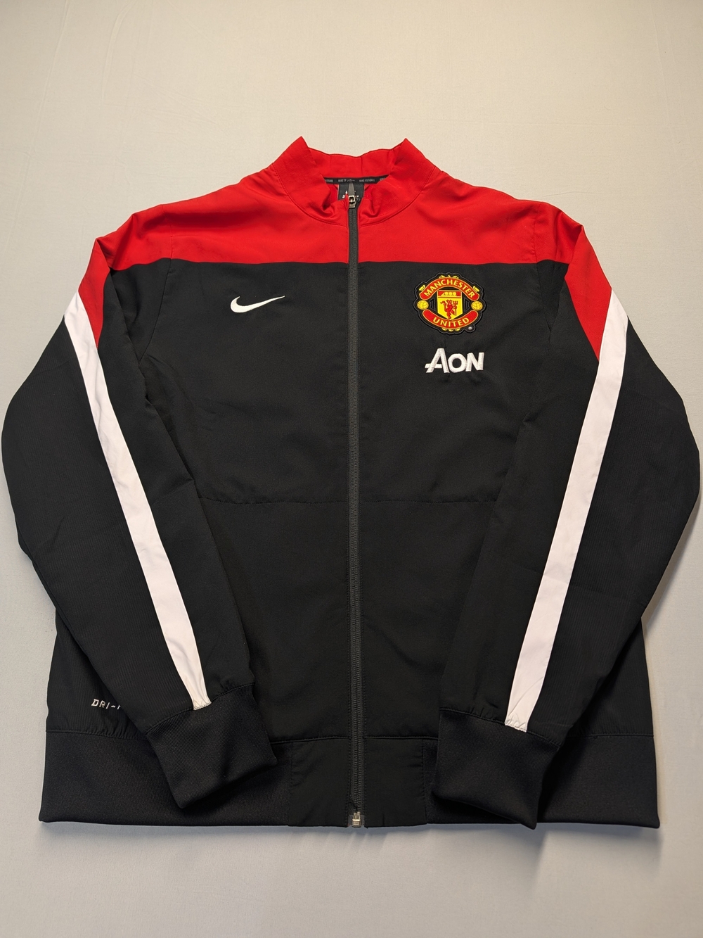Nike Dri-Fit Manchester United AON 2013/2014 Football Track Jacket Size Large